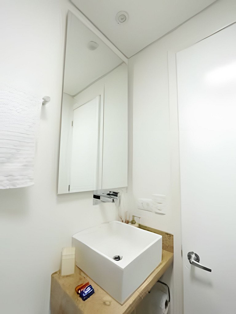 Old Town's Huge 4 Bedroom Deluxe Apt