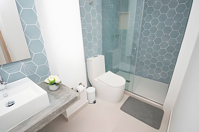 Lux Beach House w/ Rooftop Pool