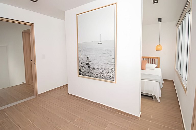 Lux Beach House w/ Rooftop Pool