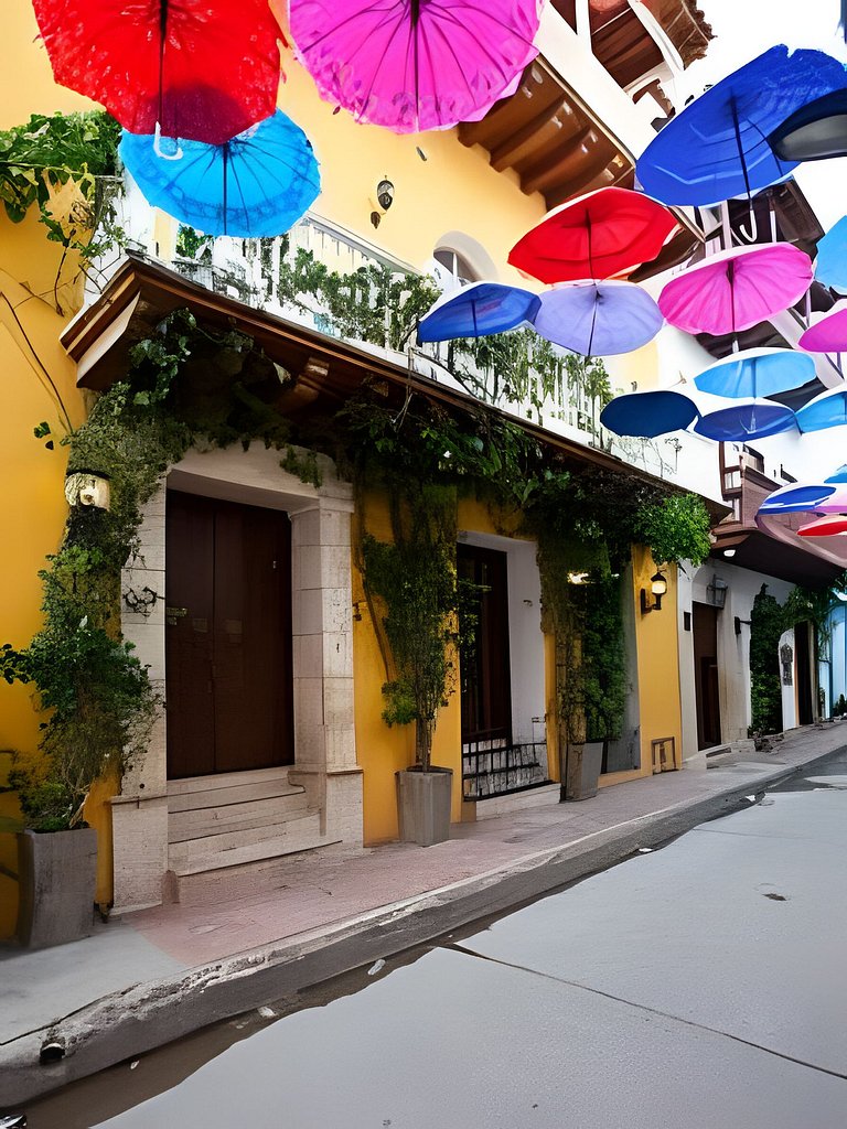 La Domínica, Hip Old Town Villa w/Rooftop Pool
