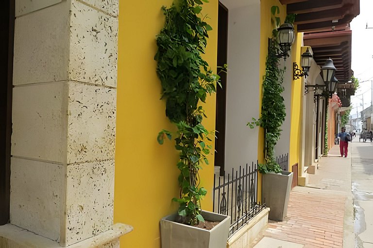 La Domínica, Hip Old Town Villa w/Rooftop Pool