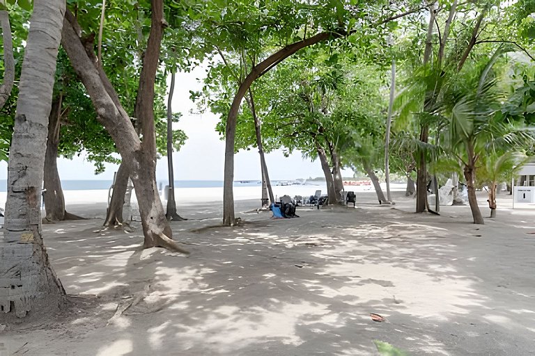 Hermosa y Moderna Casa Frente al Mar WIFi y Kayak