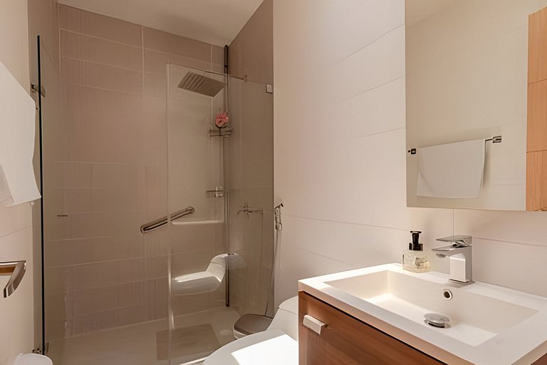 Hermosa y Moderna Casa Frente al Mar WIFi y Kayak