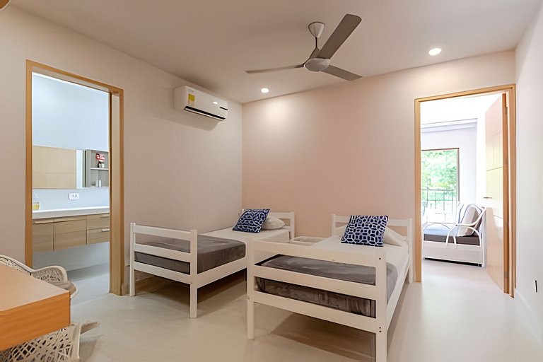 Hermosa y Moderna Casa Frente al Mar WIFi y Kayak