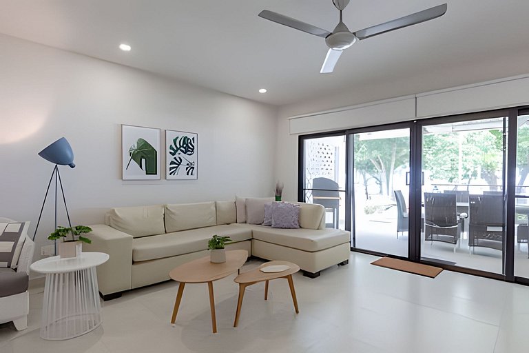 Hermosa y Moderna Casa Frente al Mar WIFi y Kayak