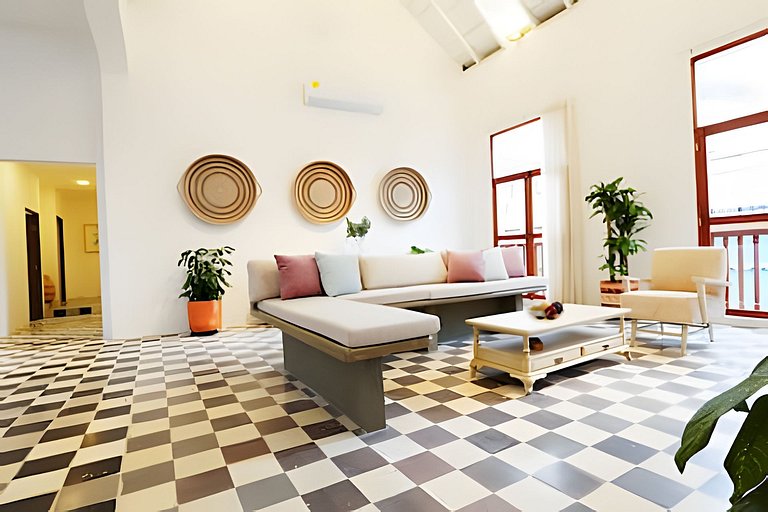 Casa Bruna, OldTown Chic Apt w/Rooftop Jacuzzi