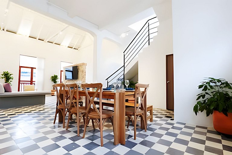 Casa Bruna, OldTown Chic Apt w/Rooftop Jacuzzi