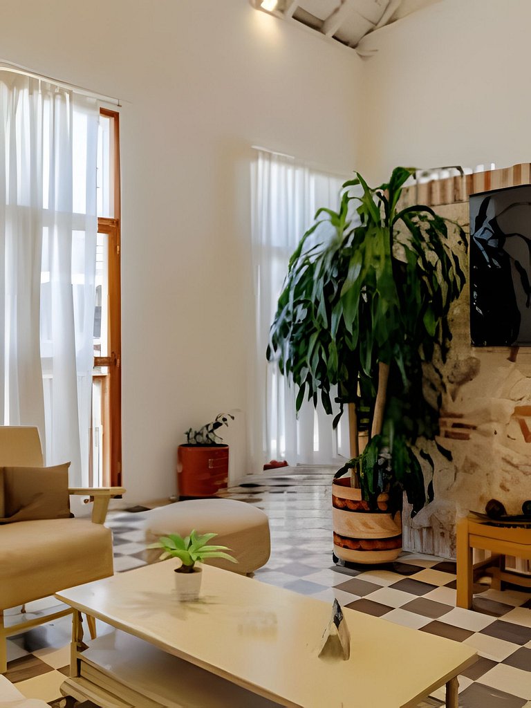 Casa Bruna, OldTown Chic Apt w/Rooftop Jacuzzi