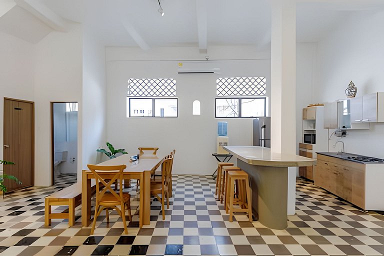 Casa Bruna, OldTown Chic Apt w/Rooftop Jacuzzi