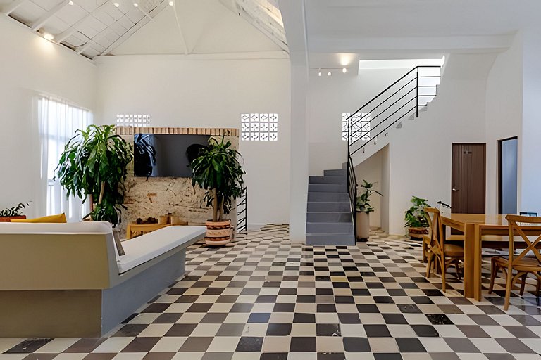 Casa Bruna, OldTown Chic Apt w/Rooftop Jacuzzi