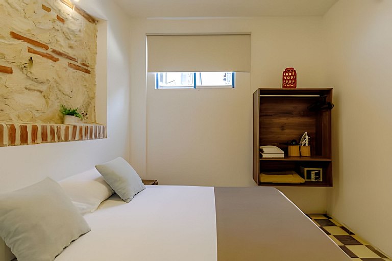 Casa Bruna, OldTown Chic Apt w/Rooftop Jacuzzi