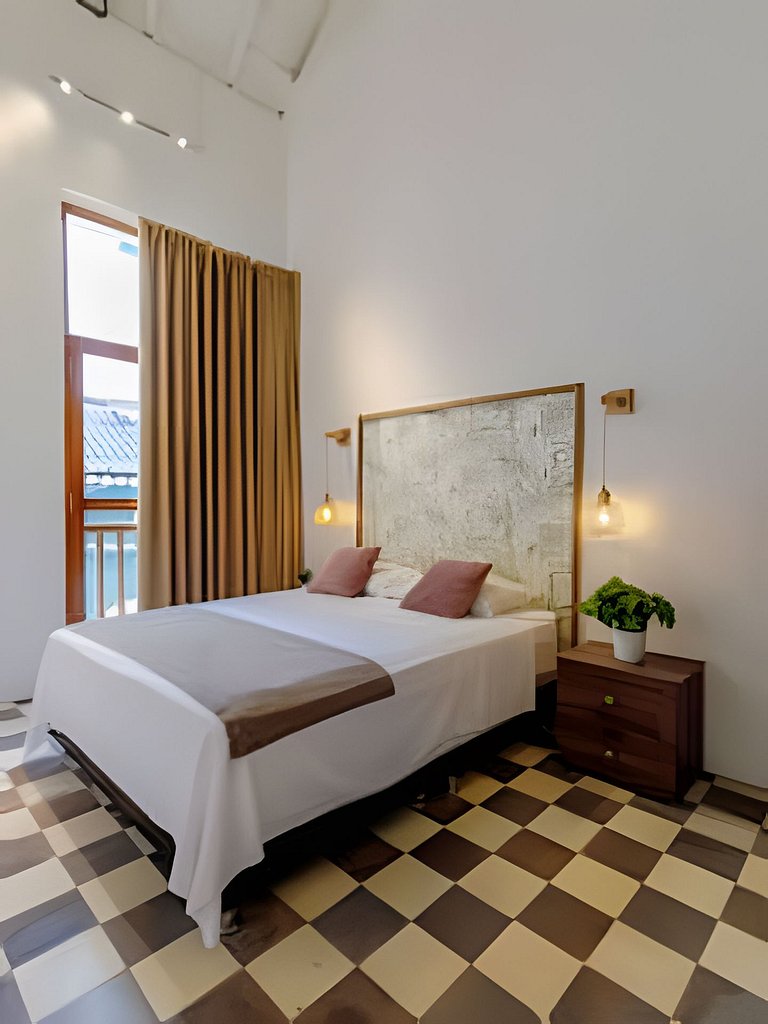 Casa Bruna, OldTown Chic Apt w/Rooftop Jacuzzi