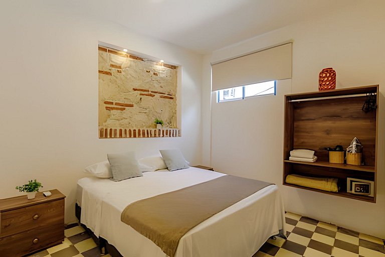 Casa Bruna, OldTown Chic Apt w/Rooftop Jacuzzi