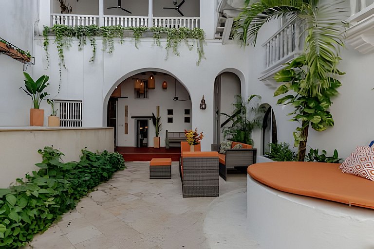 Casa Mayor, Magic & Authentic OldTown Villa w/Pool