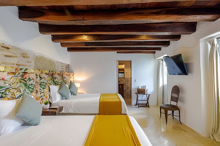 Casa Mayor, Magic & Authentic OldTown Villa w/Pool