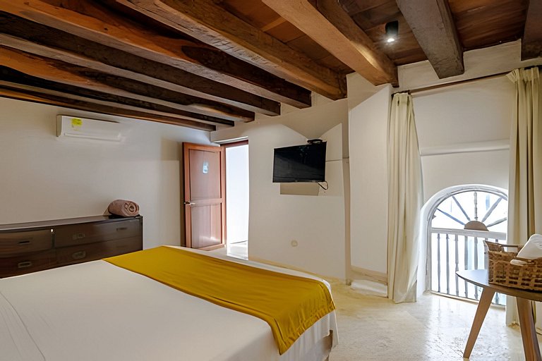 Casa Mayor, Magic & Authentic OldTown Villa w/Pool