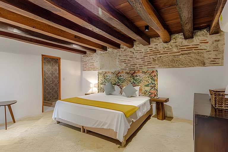 Casa Mayor, Magic & Authentic OldTown Villa w/Pool