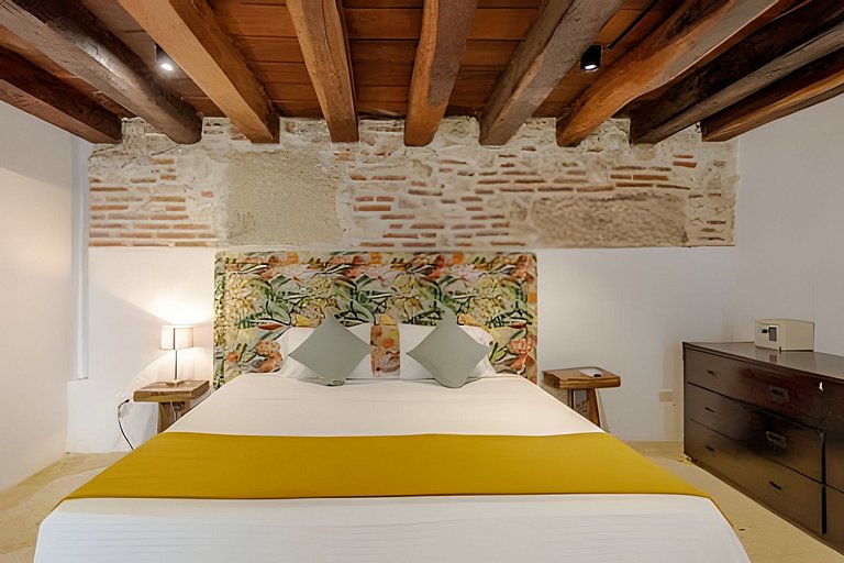 Casa Mayor, Magic & Authentic OldTown Villa w/Pool