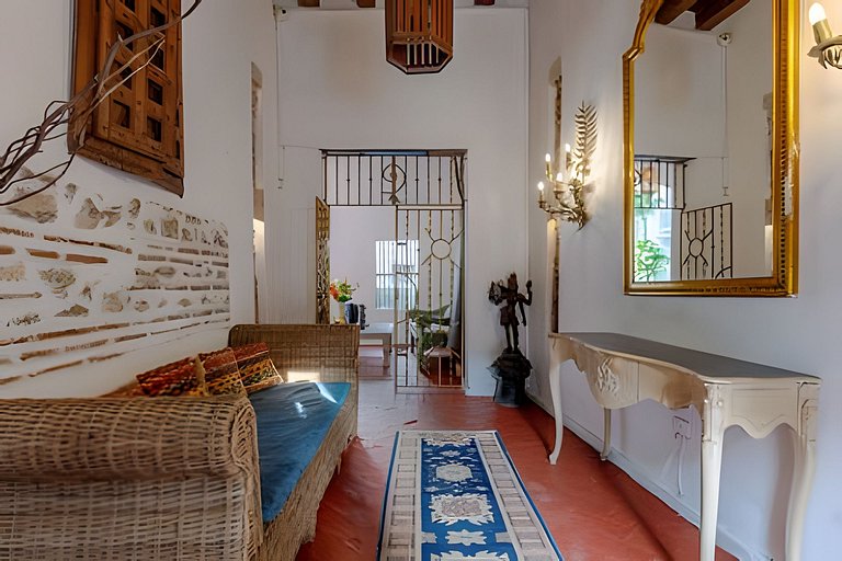Casa Mayor, Magic & Authentic OldTown Villa w/Pool