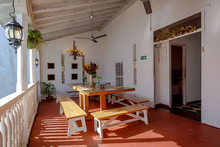 Casa Mayor, Magic & Authentic OldTown Villa w/Pool