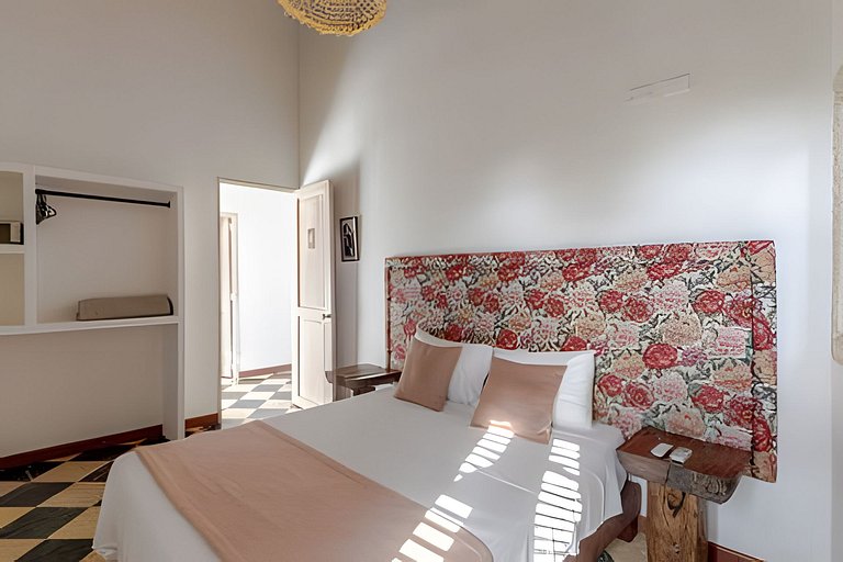 Casa Mayor, Magic & Authentic OldTown Villa w/Pool