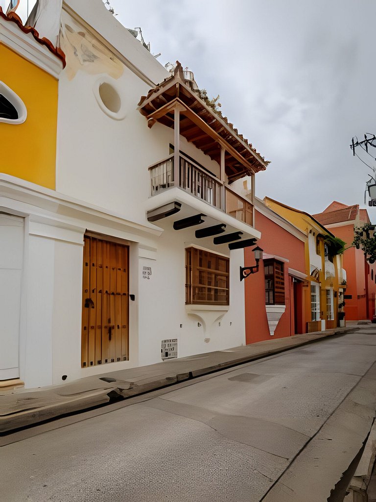 Casa Stella - Authentic Luxury Rooftop Pool