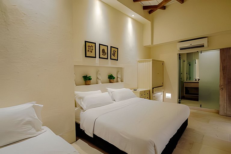 Casa Stella - Authentic Luxury Rooftop Pool