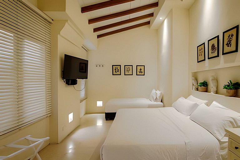 Casa Stella - Authentic Luxury Rooftop Pool