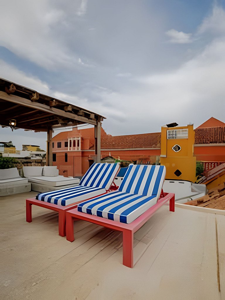 Casa Stella - Authentic Luxury Rooftop Pool