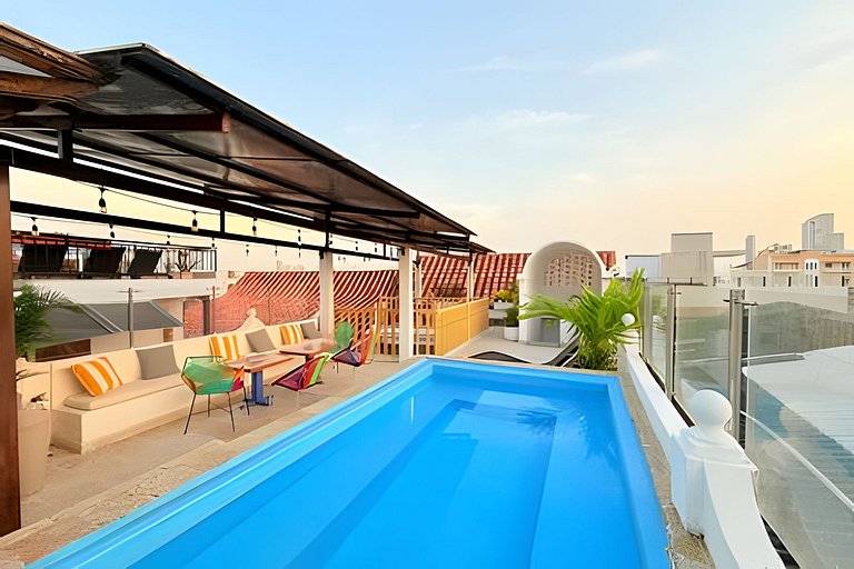 La Domínica, Hip Old Town Villa w/Rooftop Pool