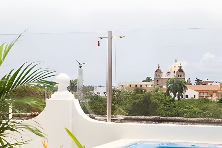 La Domínica, Hip Old Town Villa w/Rooftop Pool